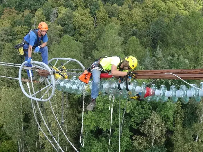Über uns - Ostom.cz